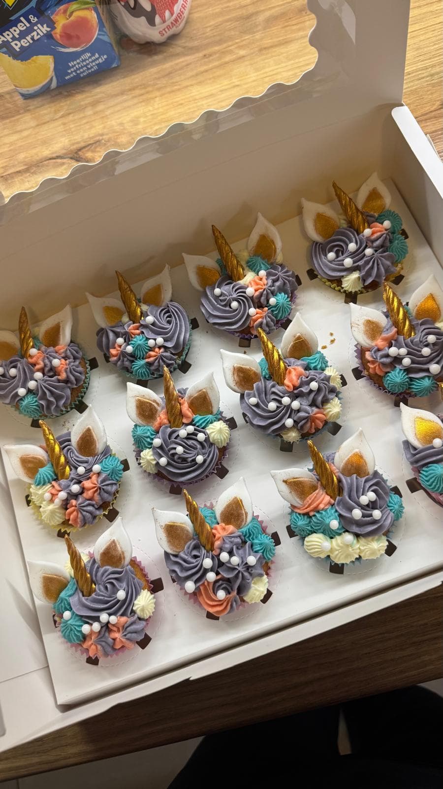 Unicorn cupcakes